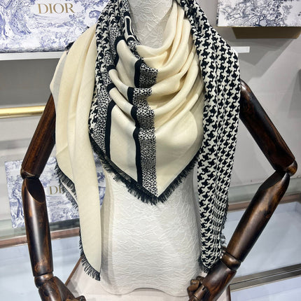 DIOR SCARF 140 CM IN CASHMERE SILK FABRIC 726470