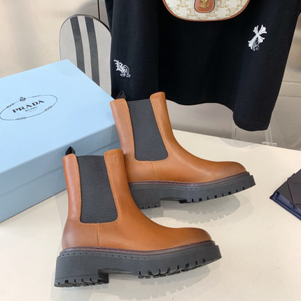 ANKLE BOOTS IN CINNAMON BROWN CALFSKIN