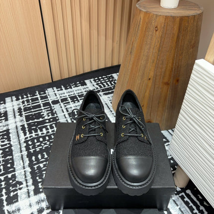 CC OXFORD SHOES IN BLACK TWEED AND CALFSKIN