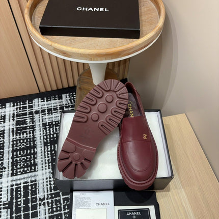 CC MOCCASINS IN BURGUNDY RED CALFSKIN