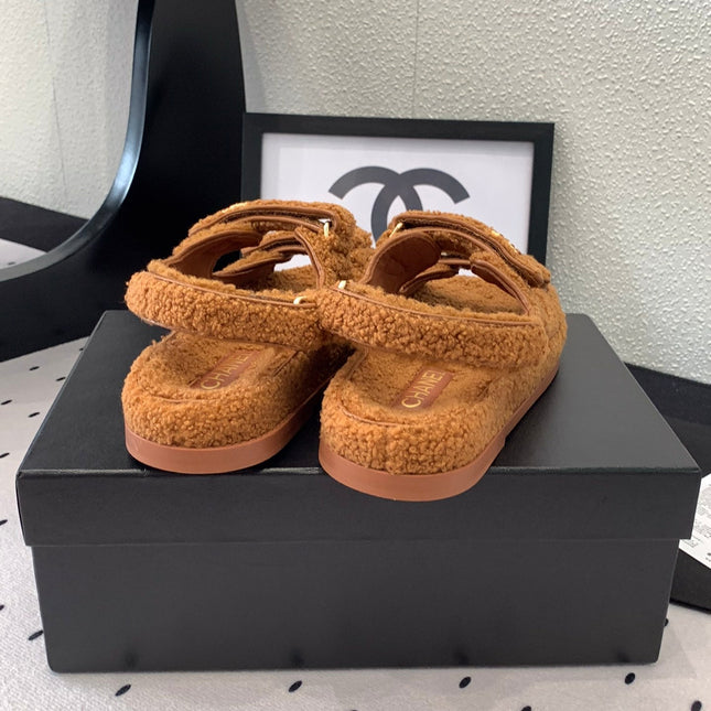 CC DAD SANDAL BRONZE BROWN LAMB FUR