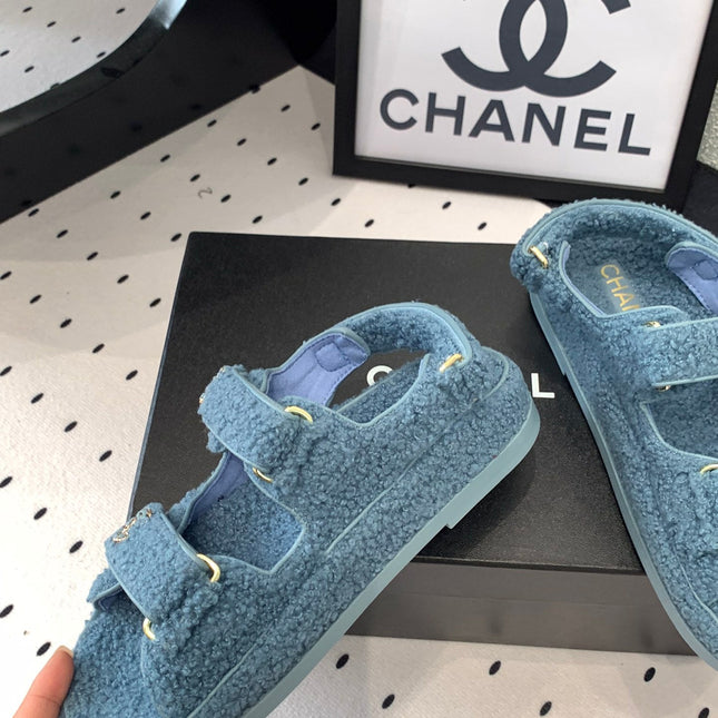 CC DAD SANDAL AEGEAN BLUE LAMB FUR