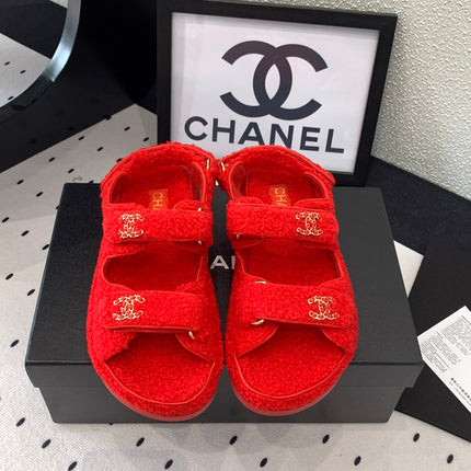 CC DAD SANDAL CRIMSON RED LAMB FUR