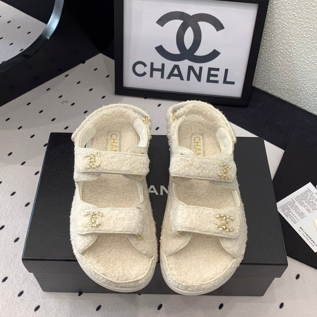 CC DAD SANDAL WHITE LAMB FUR