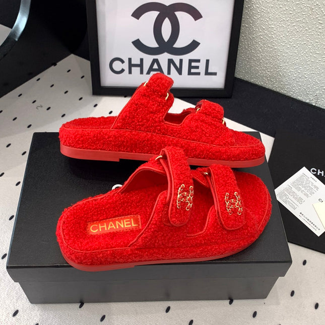 CC DAD SANDAL MULE IN CRIMSON RED LAMB FUR