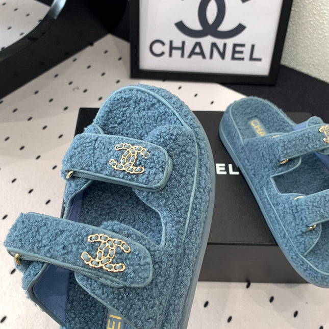 CC DAD SANDAL MULE IN AEGEAN BLUE LAMB FUR
