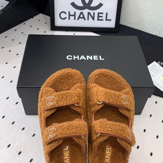 CC DAD SANDAL MULE IN BRONZE BROWN LAMB FUR