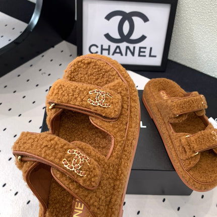 CC DAD SANDAL MULE IN BRONZE BROWN LAMB FUR