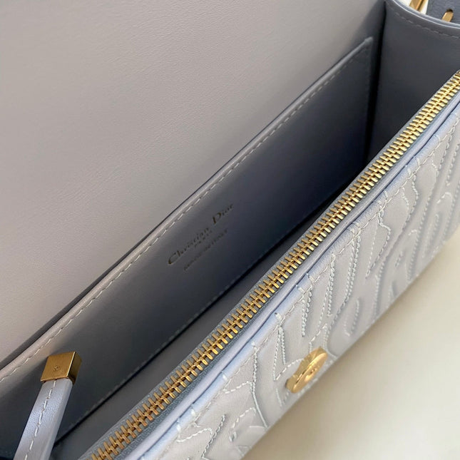 MEDIUM FLAP BAG 22 IN BABY BLUE QUILTED ALLOVER CALFSKIN