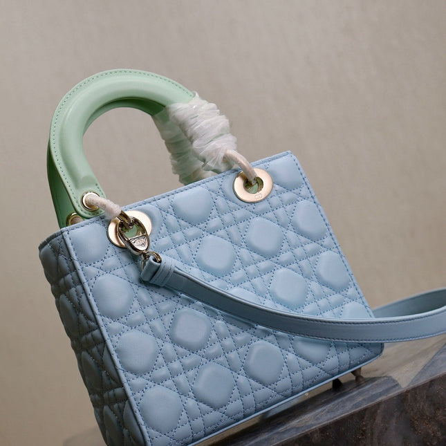 MEDIUM LADY BAG 20 IN BABY BLUE QUILTED MACROCANNAGE CALFSKIN GREEN STRAP
