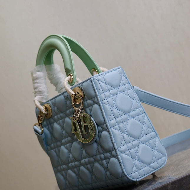 MEDIUM LADY BAG 20 IN BABY BLUE QUILTED MACROCANNAGE CALFSKIN GREEN STRAP