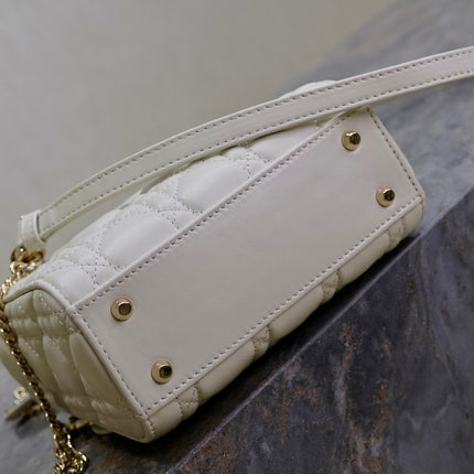 MINI LADY BAG 17 IN WHITE QUILTED MACROCANNAGE CALFSKIN BLACK STRAP
