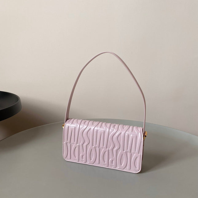 MEDIUM FLAP BAG 22 IN BABY PINK QUILTED ALLOVER CALFSKIN