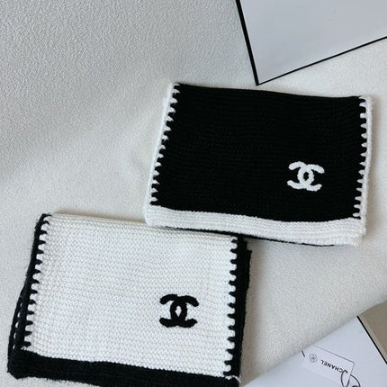 CHANEL 25S SCARF 200 IN CASHMERE 740365