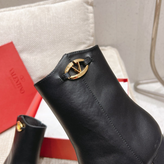 VLOGO THE BOLD EDITION ANKLE BOOT IN BLACK CALFSKIN 70MM