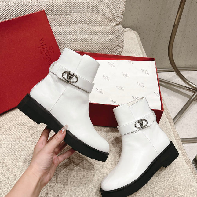 VLOGO LOCKER WHITE CALFSKIN ANKLE BOOT 40MM