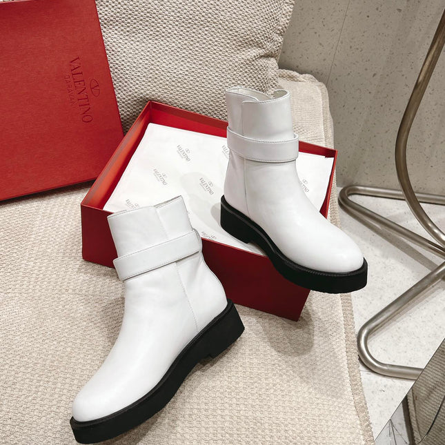VLOGO LOCKER WHITE CALFSKIN ANKLE BOOT 40MM
