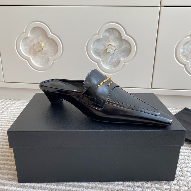 SQUARE-TOE MULES IN BLACK CALFSKIN