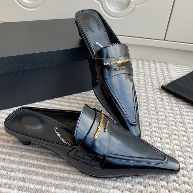 SQUARE-TOE MULES IN BLACK CALFSKIN