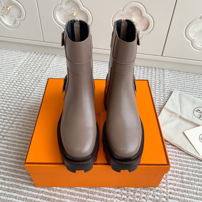 JAIME ANKLE BOOT IN CEDAR BROWN CALFSKIN