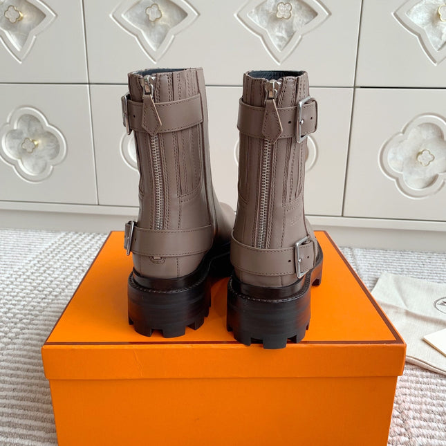 JAIME ANKLE BOOT IN CEDAR BROWN CALFSKIN