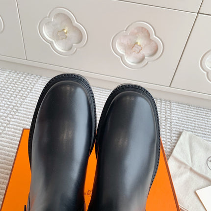 JAIME ANKLE BOOT IN BLACK CALFSKIN