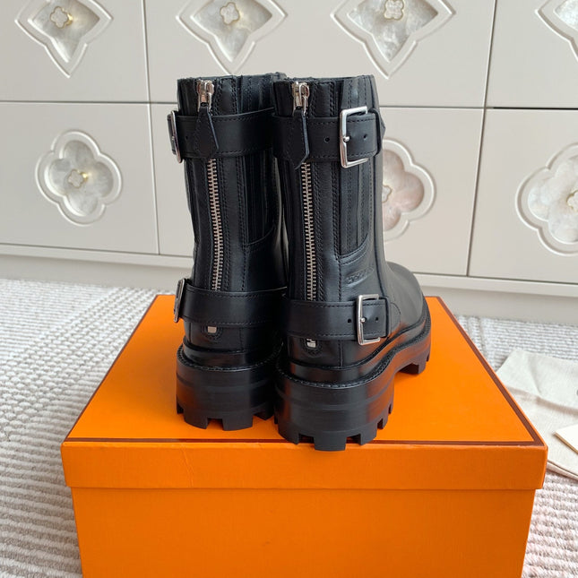 JAIME ANKLE BOOT IN BLACK CALFSKIN