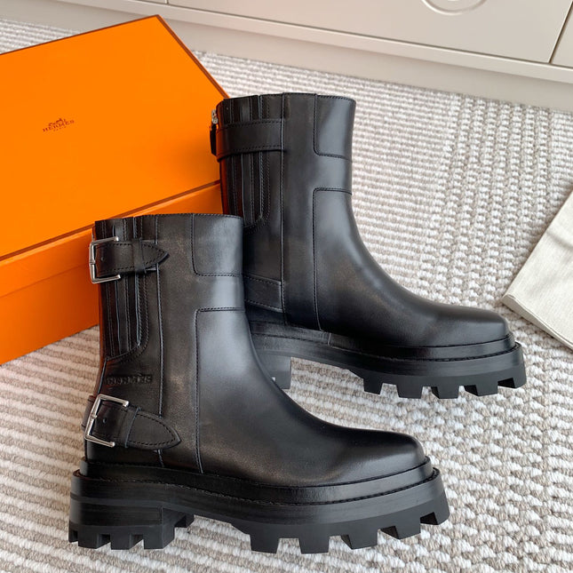 JAIME ANKLE BOOT IN BLACK CALFSKIN