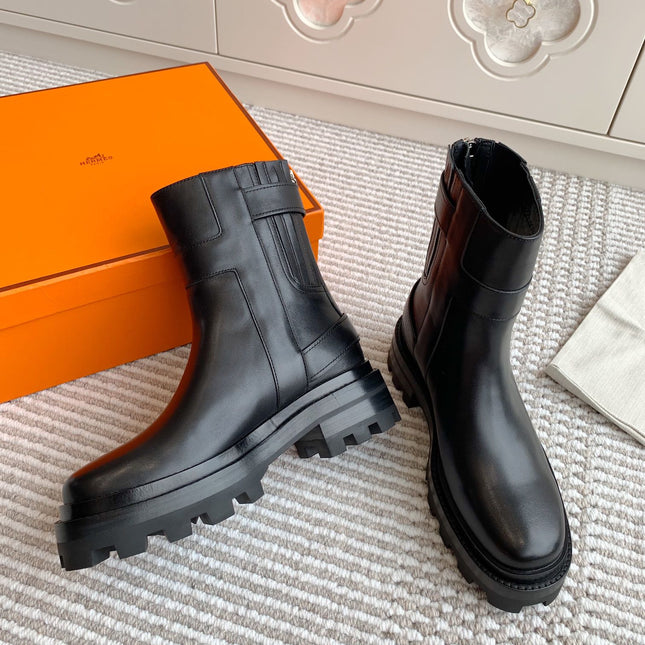 JAIME ANKLE BOOT IN BLACK CALFSKIN