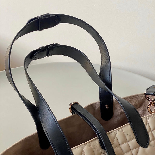 MINI TOUJOURS BAG 23 IN BEIGE CANNAGE CALFSKIN BLACK STRAP