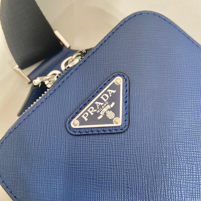 CHEST BAG 20 IN CLASSIC BLUE SAFFIANO LEATHER