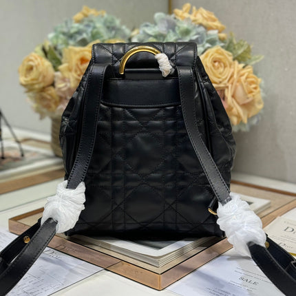 MEDIUM CARO BACKPACK 27 IN BLACK MACROCANNAGE LAMBSKIN