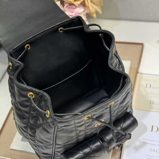 MEDIUM CARO BACKPACK 27 IN BLACK MACROCANNAGE LAMBSKIN