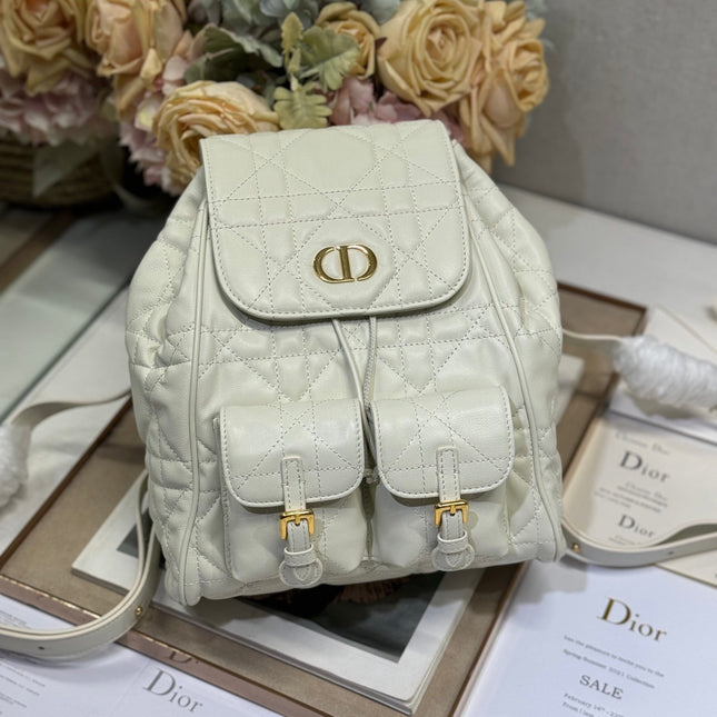 MEDIUM CARO BACKPACK 27 IN WHITE MACROCANNAGE LAMBSKIN