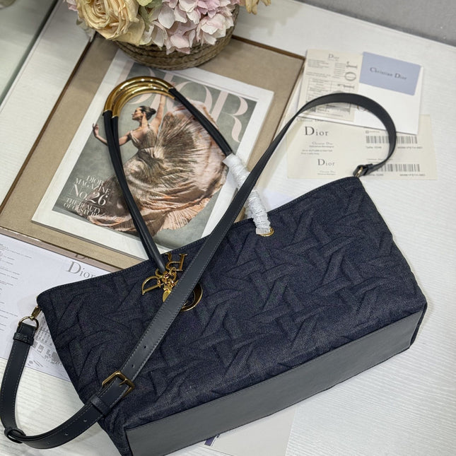 MEDIUM 37 TOUJOURS BAG IN BLACK CANNAGE DENIM