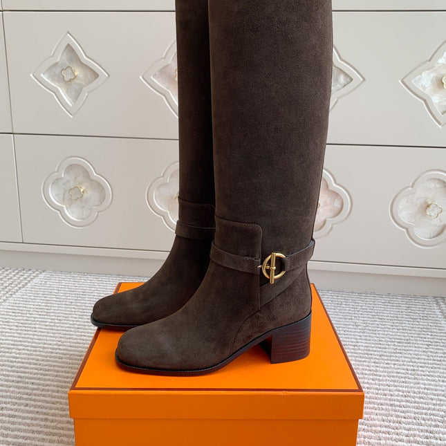 HM 25S TALL BOOTS 50 MM IN DARK BROWN SUEDE WITH GOLD HARDWARE