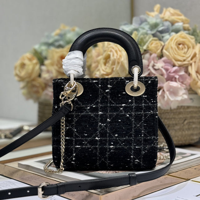 MINI 17 LADY BAG IN BLACK CANNAGE TWEED