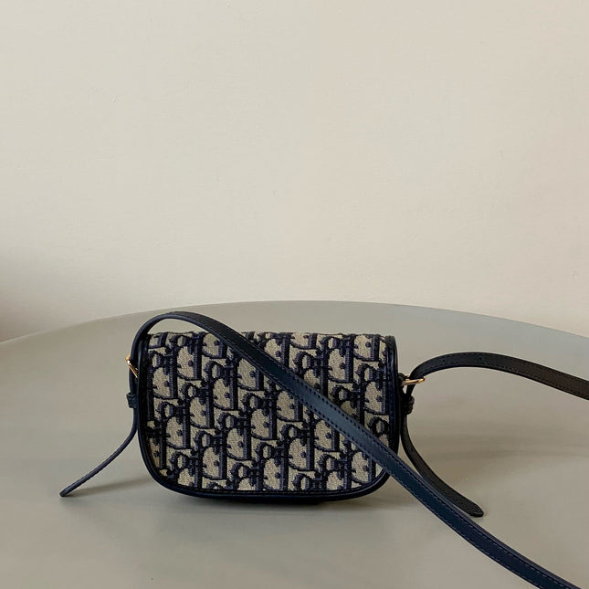 BOBBY EAST-WEST BAG 17 IN BLACK OBLIQUE JACQUARD