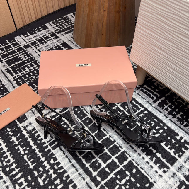 STRAP HIGH HEEL SANDALS IN BLACK SHINY LAMBSKIN