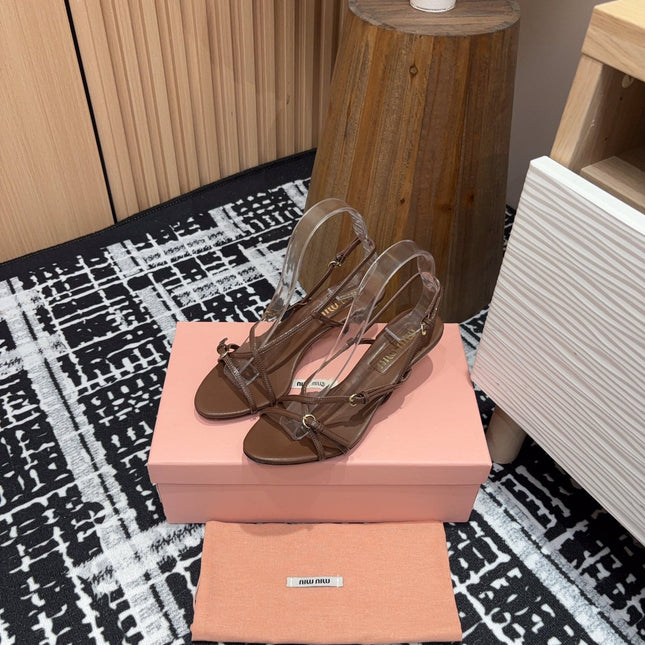 STRAP HIGH HEEL SANDALS IN CHOCOLATE SHINY LAMBSKIN