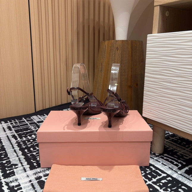 STRAP HIGH HEEL SANDALS IN WINE RED SHINY LAMBSKIN