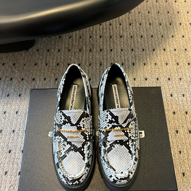 CARTER MID-HEEL 5 CM LUG LOAFER IN WHITE MIX BLACK GRAINED LAMBSKIN