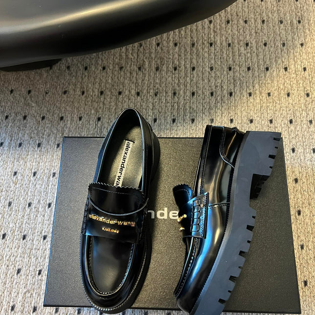 CARTER MID-HEEL 5 CM LUG LOAFER IN BLACK LAMBSKIN