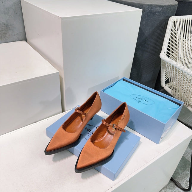 POINTED TOE MEDIUM HEEL PUMPS IN BURNT ORANGE SILK
