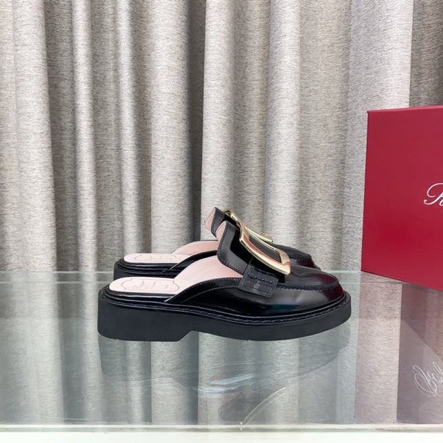 VIV' RANGERS MULES IN BLACK PATENT CALFSKIN GOLD BUCKLE