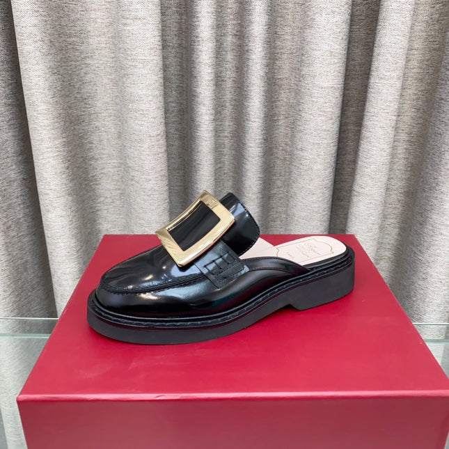 VIV' RANGERS MULES IN BLACK PATENT CALFSKIN GOLD BUCKLE