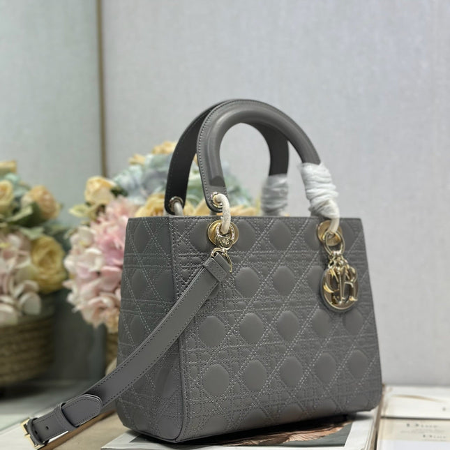 LADY SMALL BAG 24 IN GREY MACROCANNAGE LAMBSKIN GOLD HARDWARE