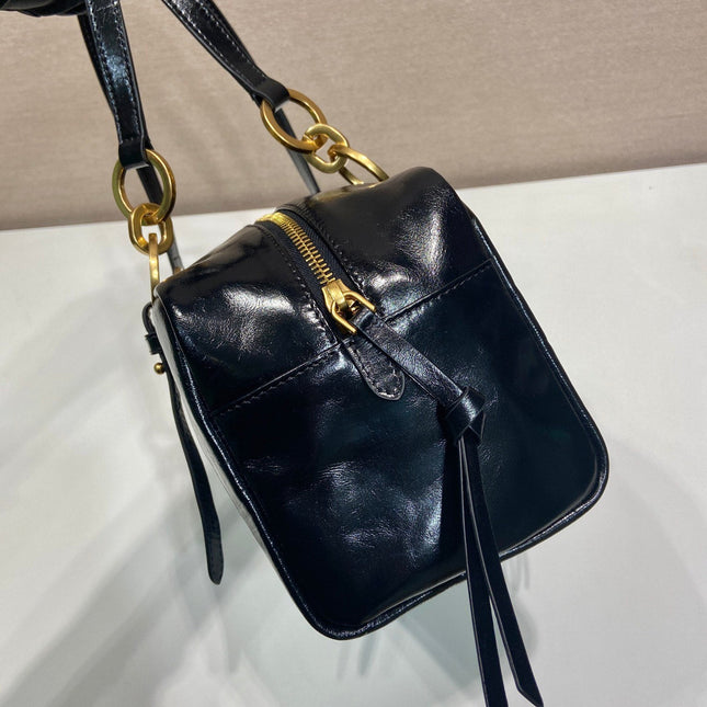 LARGE RECTANGULAR BAG 30 IN BLACK OIL WAX LAMBSKIN GOLD HARDWARE