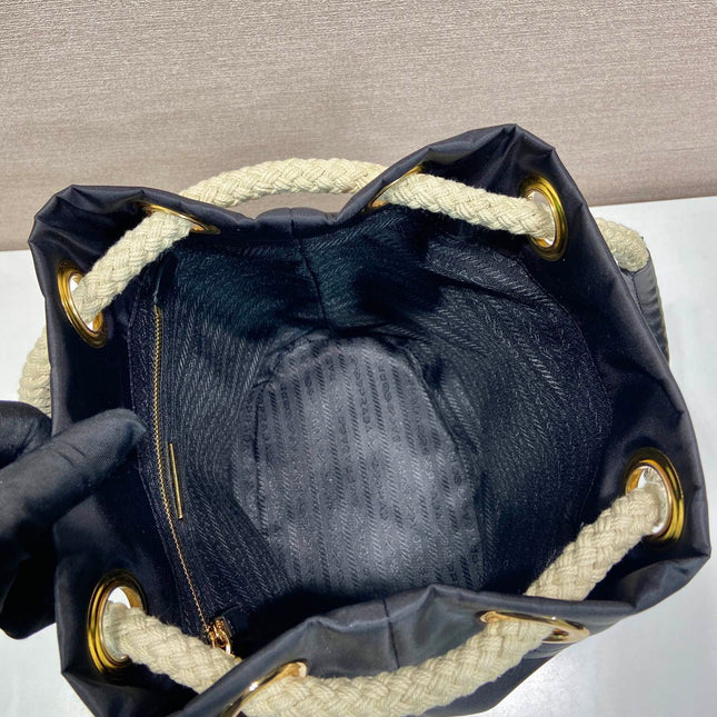 BUCKET BAG 28 IN BLACK RE-NYLON GOLD LOGO