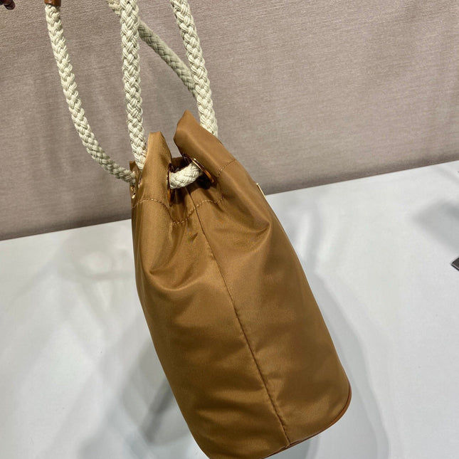 BUCKET BAG 28 IN SEPIA BROWN RE-NYLON GOLD LOGO